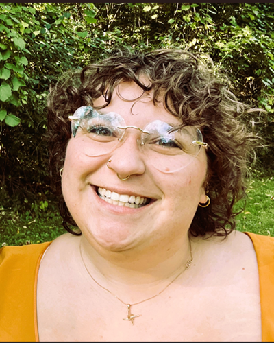 Learn more about Sarah Davis