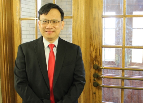 Accounting Professor Jason Lee Promoted to Rank of Distinguished Teaching Professor