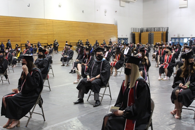 socially distanced grads