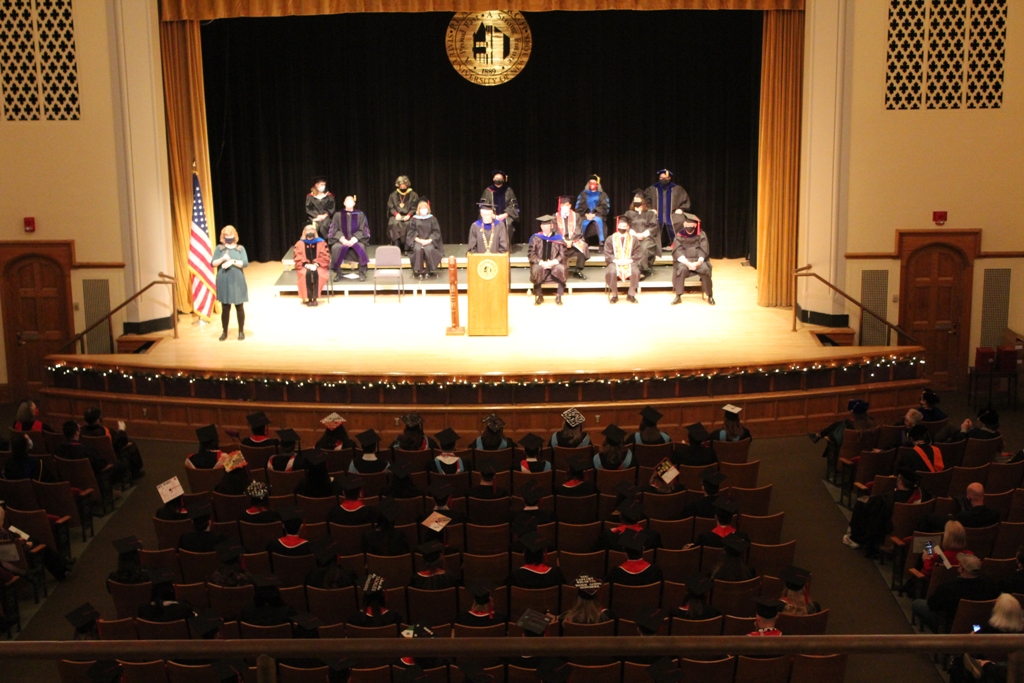 commencement in giltz