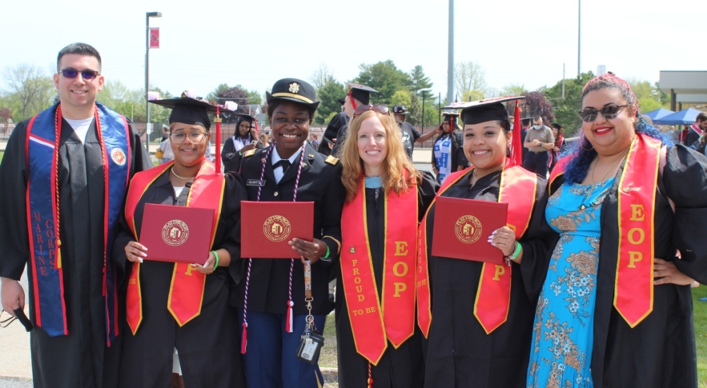 spring 2022 commencement come-up