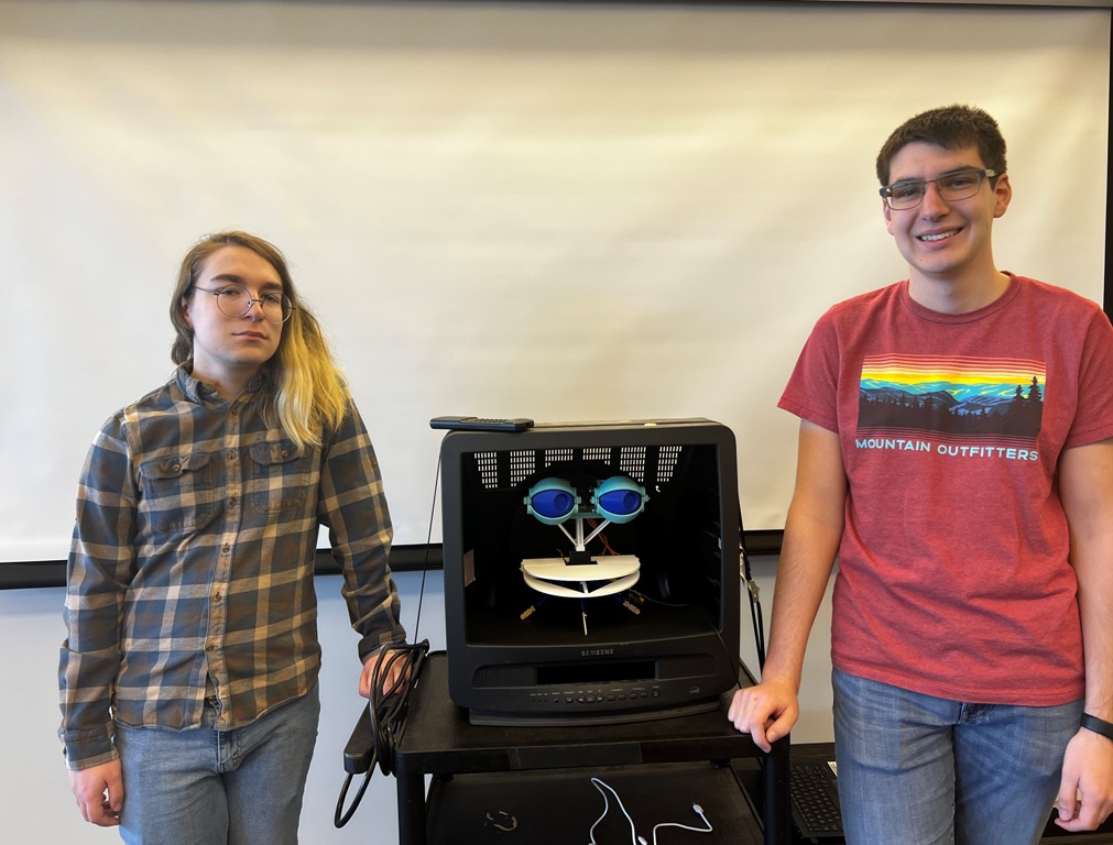 SUNY Plattsburgh Junior Builds Animatronic Head for Original Stage Play